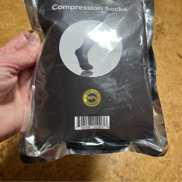 Wanderlust Unisex Everyday Use Compression Socks In Black New Sealed Bag Sz M - Picture 4 of 7